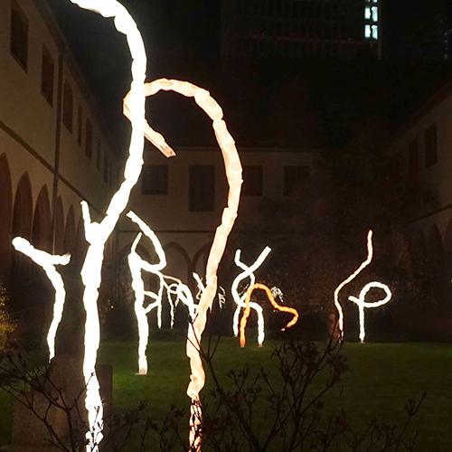 Großstadtarchitektur und Lichteffekte sind die Bausteine für ein einzigartiges Festival in Frankfurt